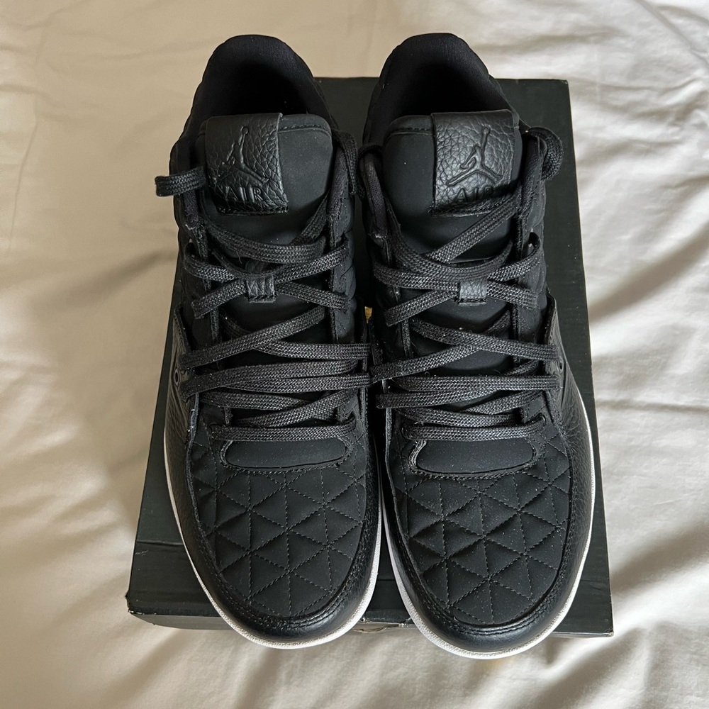 Jordan Clutch